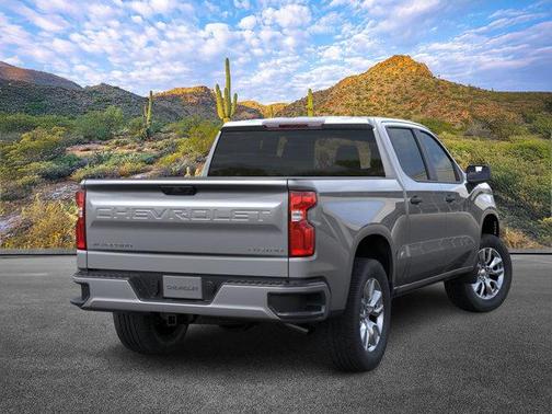 2025 Chevrolet Silverado 1500 Custom