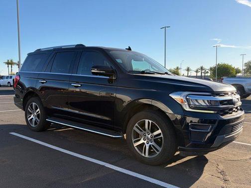 White 2022 Ford Expedition Limited