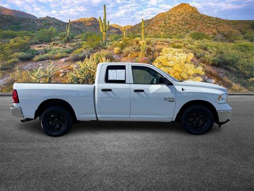 2024 RAM 1500 Classic SLT