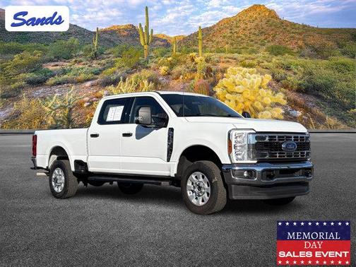 Oxford White 2024 Ford F-350 XLT