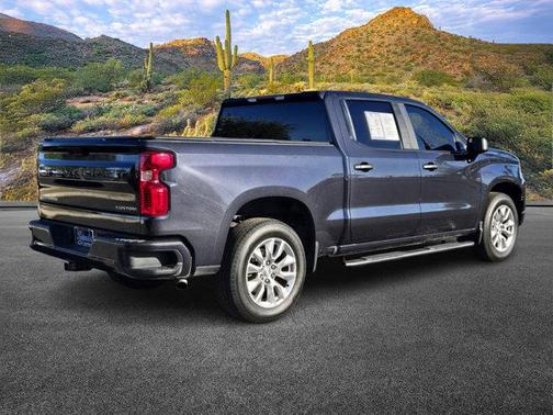 2022 Chevrolet Silverado 1500 Custom