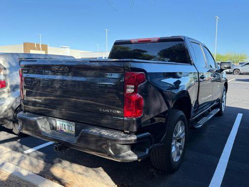 2022 Chevrolet Silverado 1500 Custom