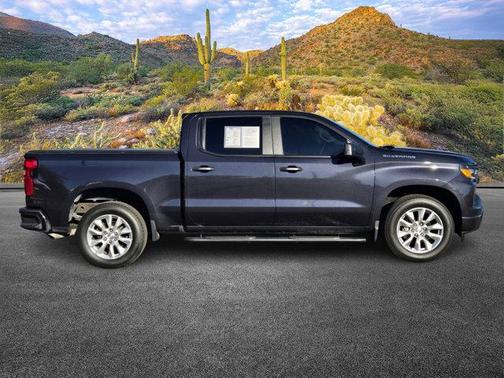 2022 Chevrolet Silverado 1500 Custom