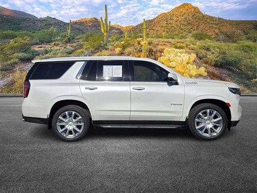 2022 Chevrolet Tahoe 4WD High Country