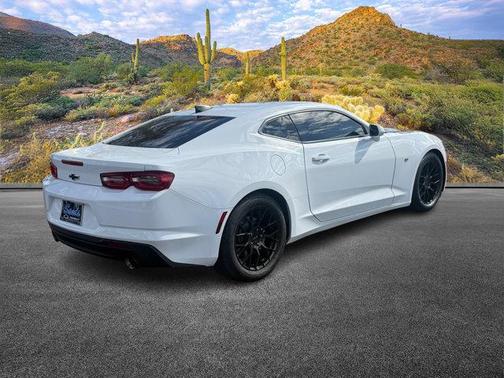 2022 Chevrolet Camaro 1LT