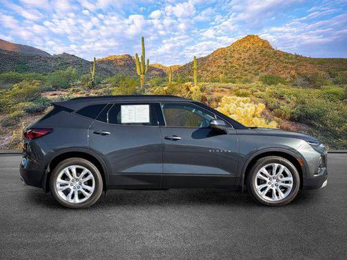 Nightfall Gray Metallic 2019 Chevrolet Blazer 3LT