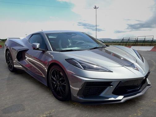 Hypersonic Gray Metallic 2024 Chevrolet Corvette Stingray w/2LT