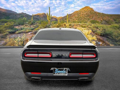 Pitch Black Clearcoat 2015 Dodge Challenger SXT