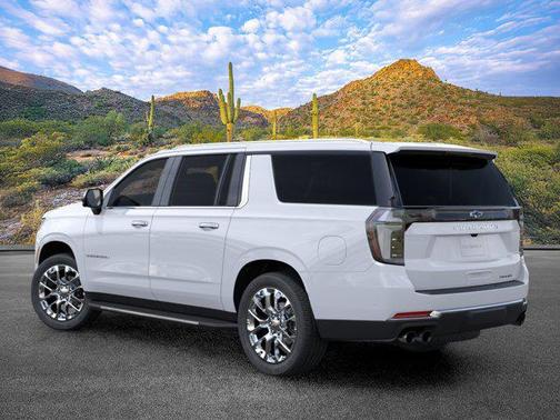 Polar White Tricoat 2026 Chevrolet Suburban Premier