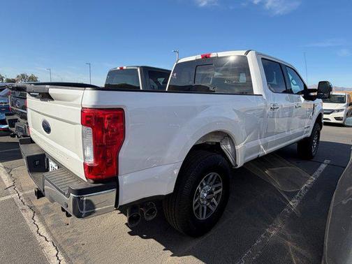 White Platinum Metallic Tri-Coat 2019 Ford F-250 Lariat