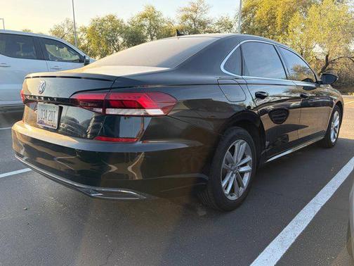 2020 Volkswagen Passat 2.0T SE