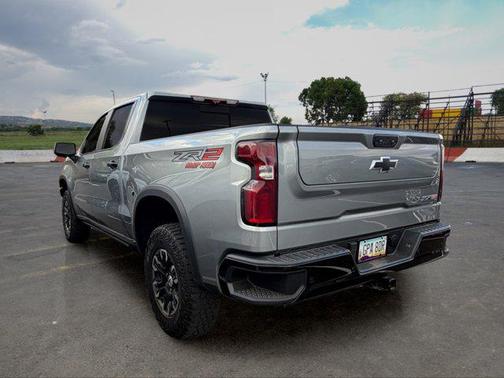 Sterling Gray Metallic 2023 Chevrolet Silverado 1500 ZR2