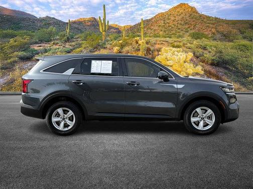 2021 Kia Sorento LX