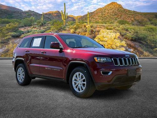 2022 Jeep Grand Cherokee Laredo