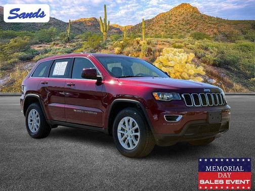 2022 Jeep Grand Cherokee Laredo
