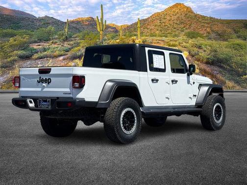 Bright White Clearcoat 2020 Jeep Gladiator Sport S