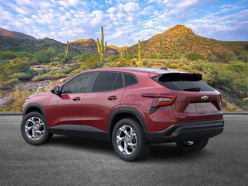 2025 Chevrolet Trax LS