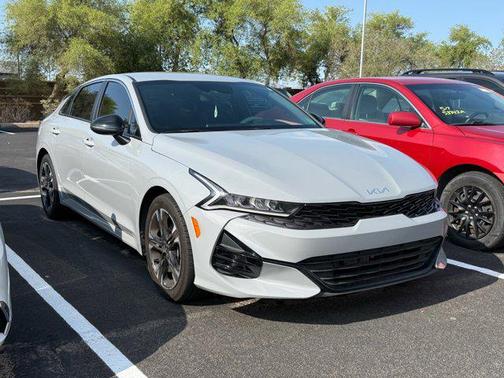 2022 Kia K5 GT-Line