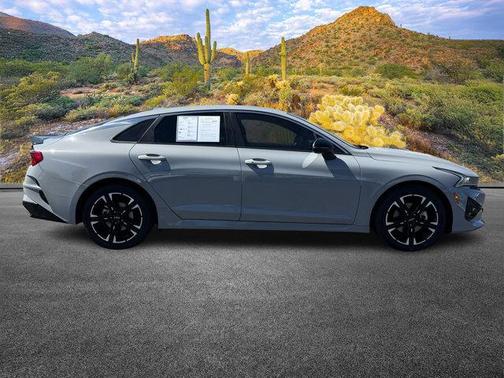 2022 Kia K5 GT-Line