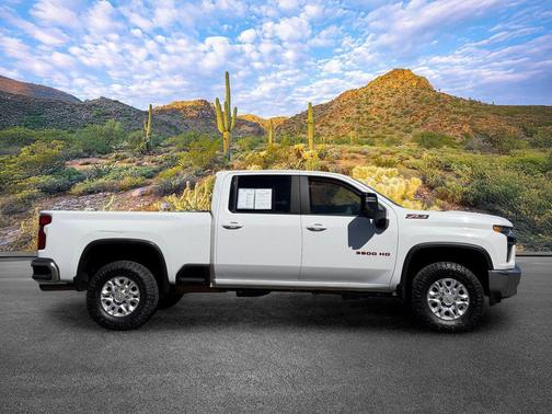Summit White 2021 Chevrolet Silverado 3500 LT