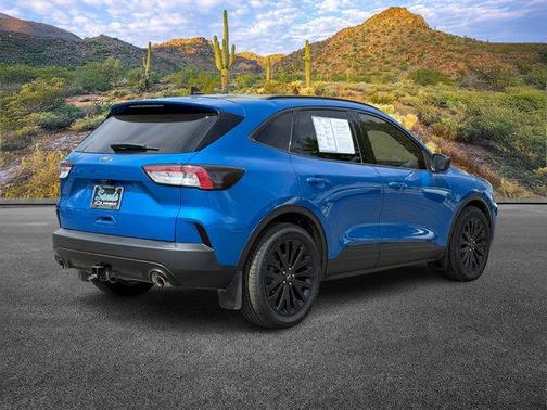 2020 Ford Escape SE