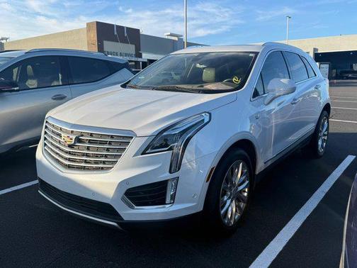2018 Cadillac XT5 Platinum