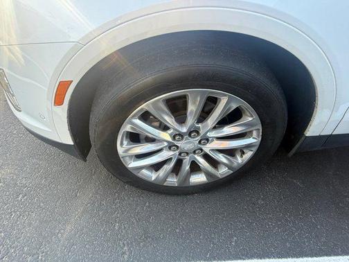 2018 Cadillac XT5 Platinum