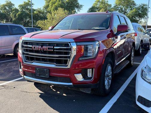 2022 GMC Yukon SLT