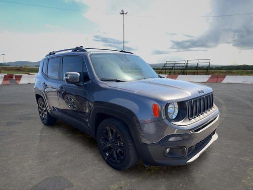 Granite Crystal Metallic Clearcoat 2018 Jeep Renegade Altitude