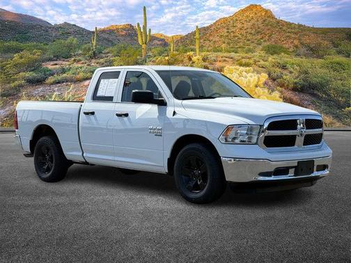 2024 RAM 1500 Classic SLT
