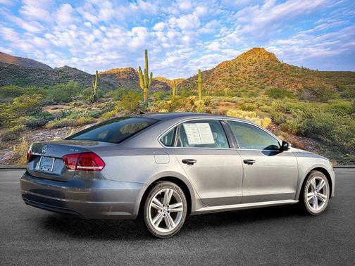 2015 Volkswagen Passat 2.0L TDI DSG SE w/Sunroof