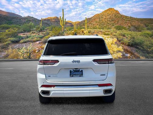 Bright White Clearcoat 2023 Jeep Grand Cherokee L Overland