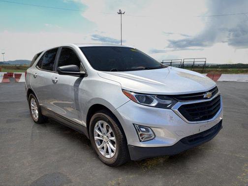 Silver Ice Metallic 2021 Chevrolet Equinox LS