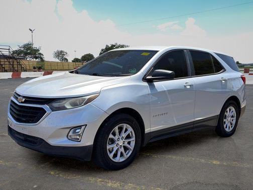 Silver Ice Metallic 2021 Chevrolet Equinox LS