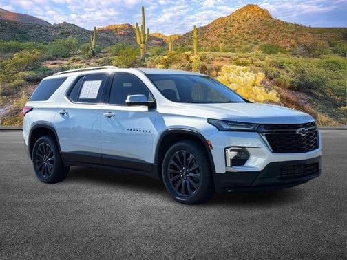 2022 Chevrolet Traverse RS