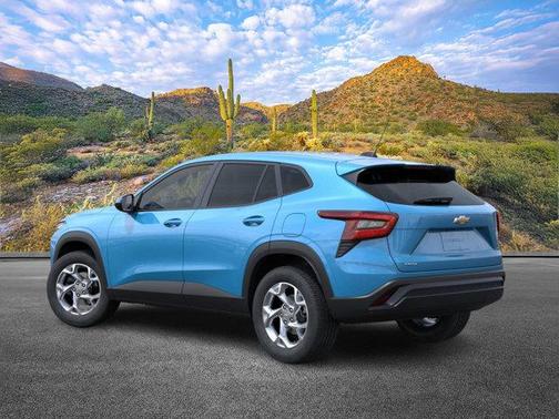 2025 Chevrolet Trax LS
