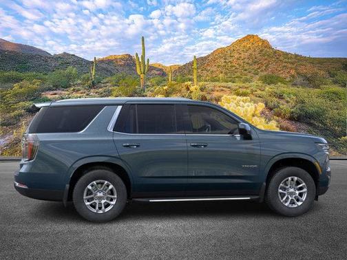 2025 Chevrolet Tahoe LS