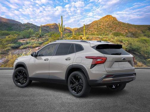 White Sands 2026 Chevrolet Trax FWD ACTIV