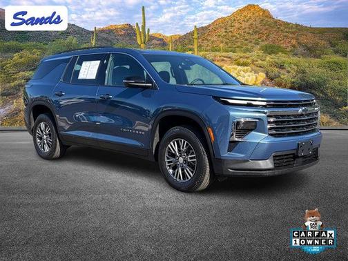 2024 Chevrolet Traverse LT