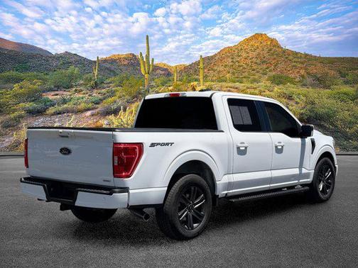 Oxford White 2021 Ford F-150 XLT