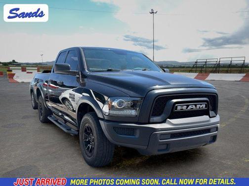 Diamond Black Crystal Pearlcoat 2021 RAM 1500 Classic Warlock Quad Cab 4x4 6'4' Box