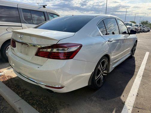 2017 Honda Accord Sport SE