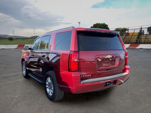 Siren Red Tintcoat 2019 Chevrolet Tahoe LT