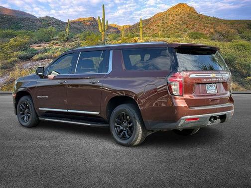 2023 Chevrolet Suburban LS