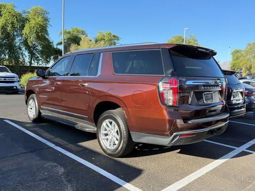 2023 Chevrolet Suburban LS
