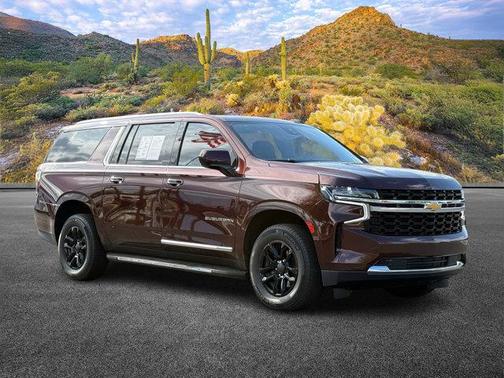 2023 Chevrolet Suburban LS