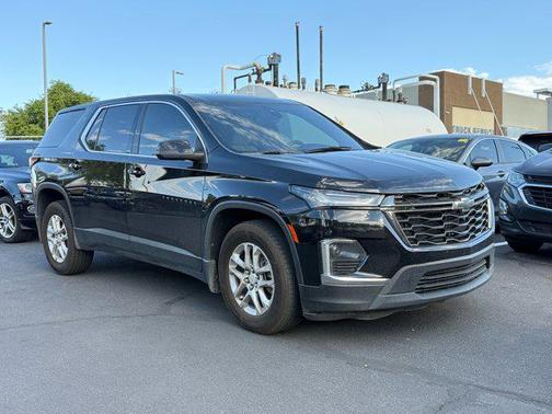 2022 Chevrolet Traverse LS