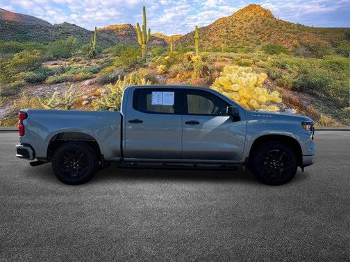 2025 Chevrolet Silverado 1500 Custom