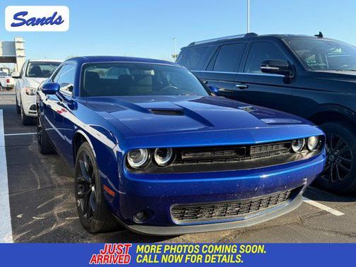 2021 Dodge Challenger SXT