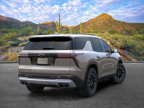 Sandstone Gray 2026 Chevrolet Traverse AWD Z71